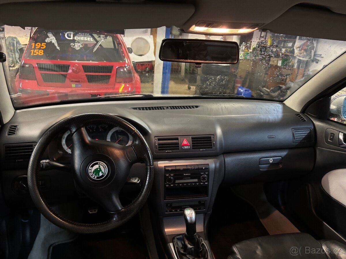 Škoda Octavia RS 1.8T - 9