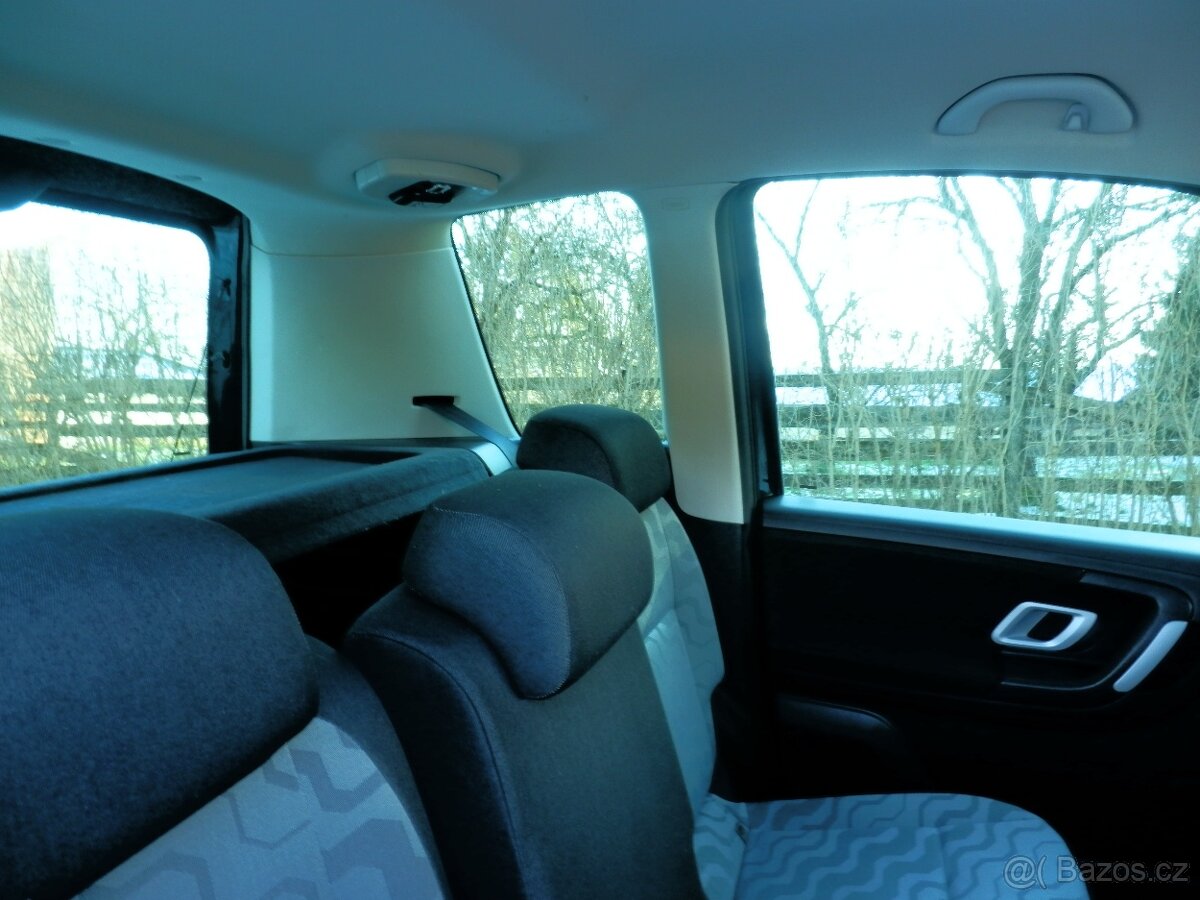 ŠKODA ROOMSTER 1,6 MPi 16 V TOP STAV - 9