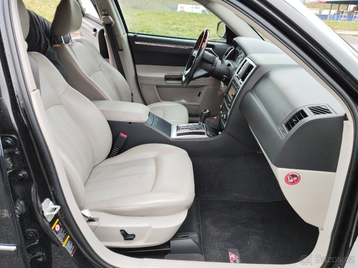 Chrysler 300C V6 3.0CDi - 9