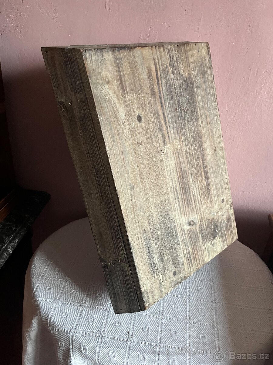 Krásný dřevěný tác - 9