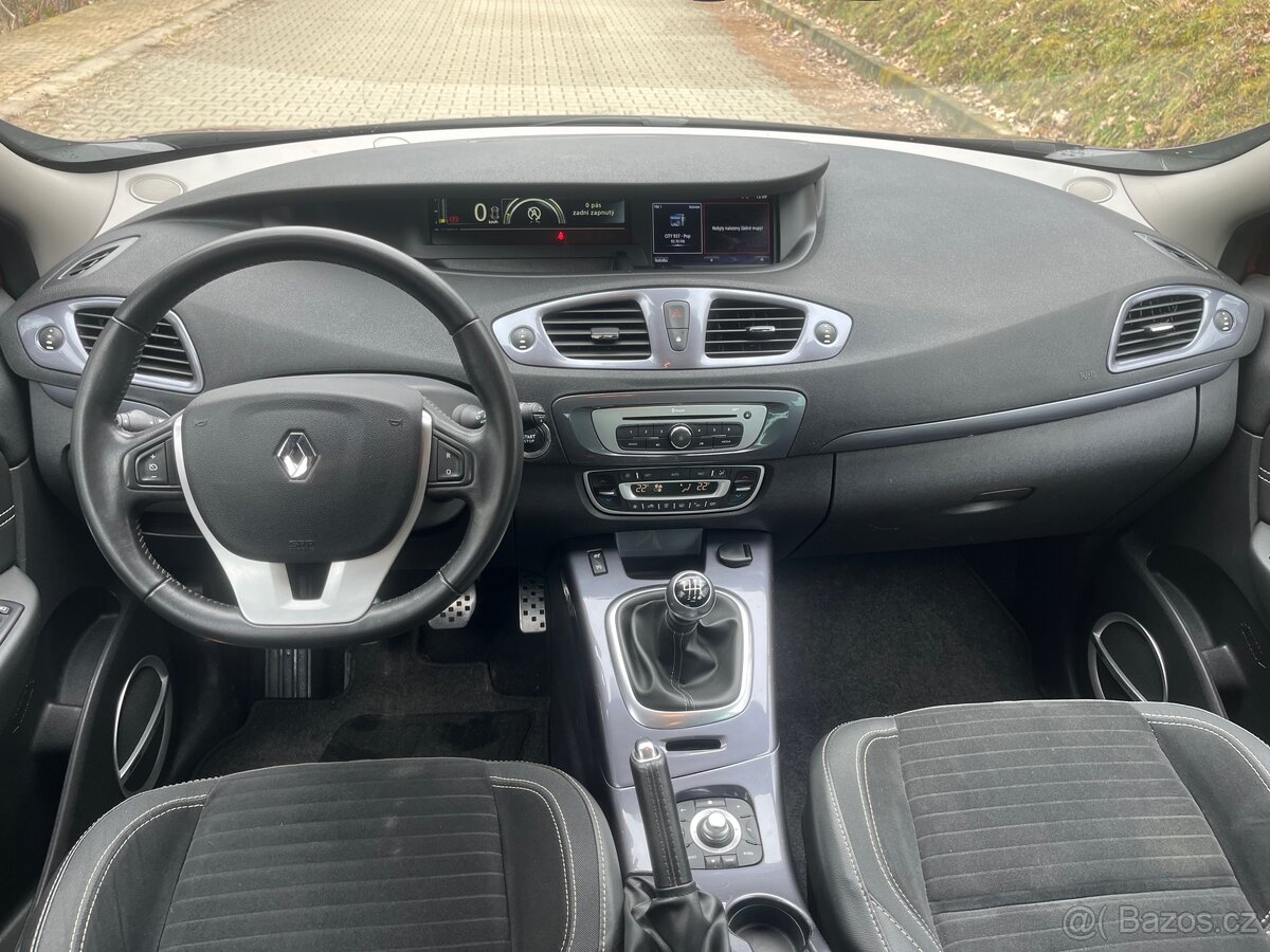 Renault Scénic III XMOD - 9