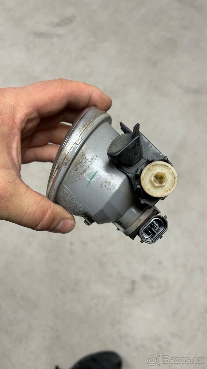 Hilux predni svetla plus mlhovka - 9