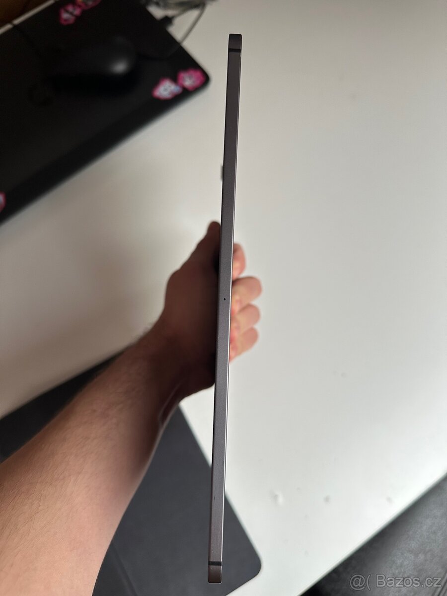 iPad Pro 11” 512 GB + Magic Keyboard + Pencil 2 - 9