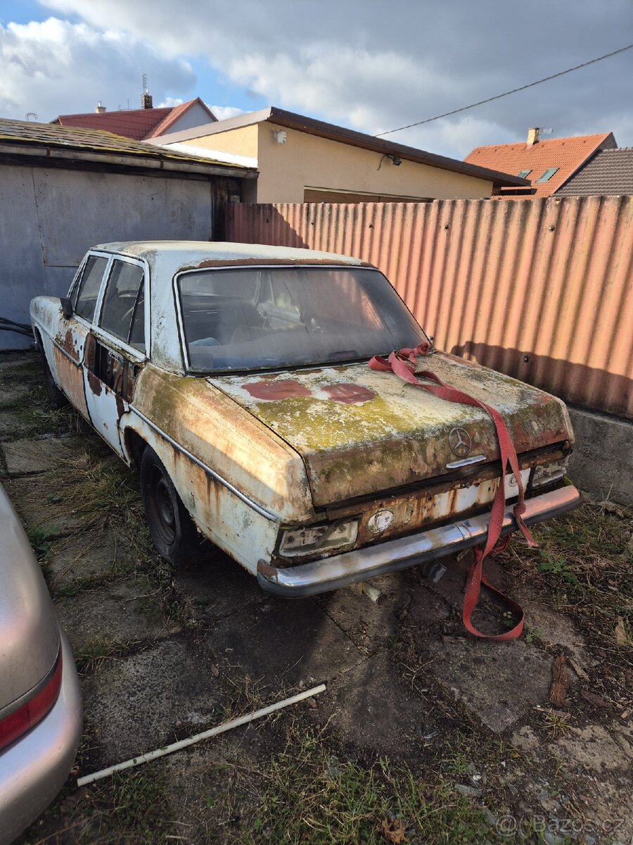 W115 220D Soubor dílů - 9