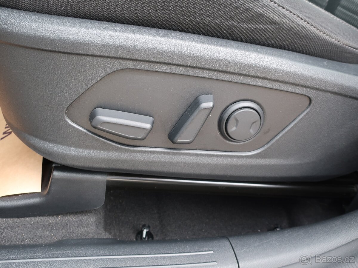 Kia Sorento 1.6T-GDi 169kW HYBRID 4x4 AUTOMAT EXCLUSIVE - 9