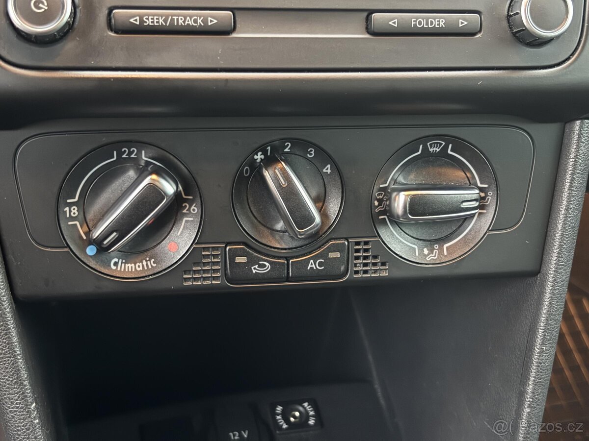 Volkswagen Polo 1.2i , 51 kW benzín, 2010 - 9