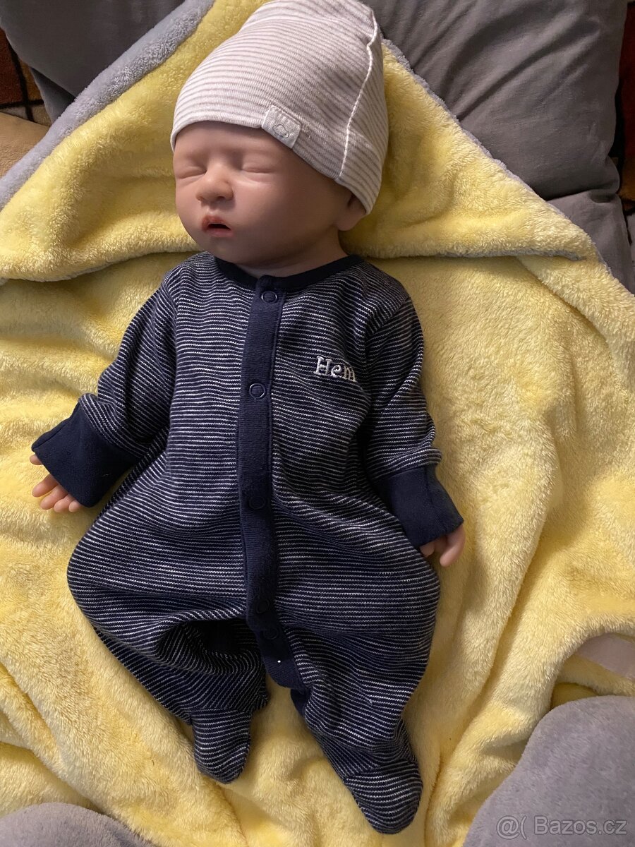 Celosilikonové reborn miminko baby panenka - chlapeček - 9