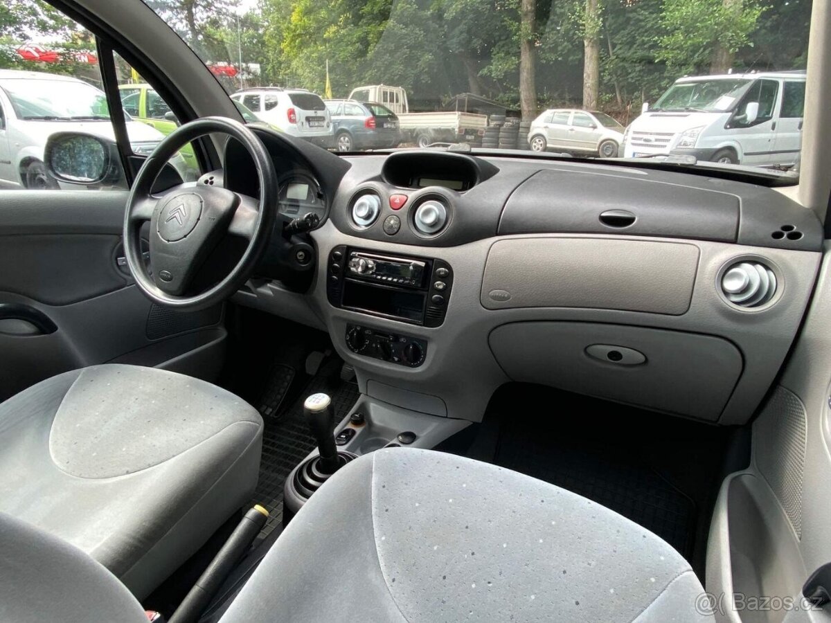 Citroen C3 1.4i 54kW el.okna STK 7/2027 140tkm ČR - 9