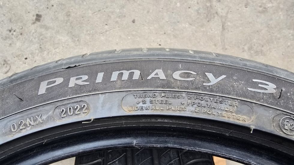 Letní pneu 245/40/19 Michelin Run Flat - 9
