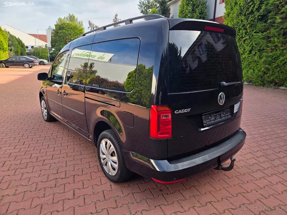 VW Caddy Maxi 2.0TDI 7.míst,tažné,serviska,rozvody,tempomat - 9