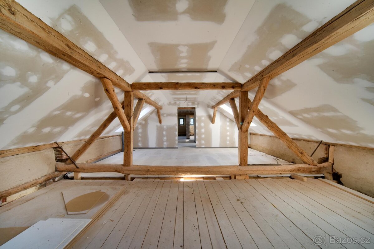 Prodej rodinného domu 204 m2, Ledce - 9