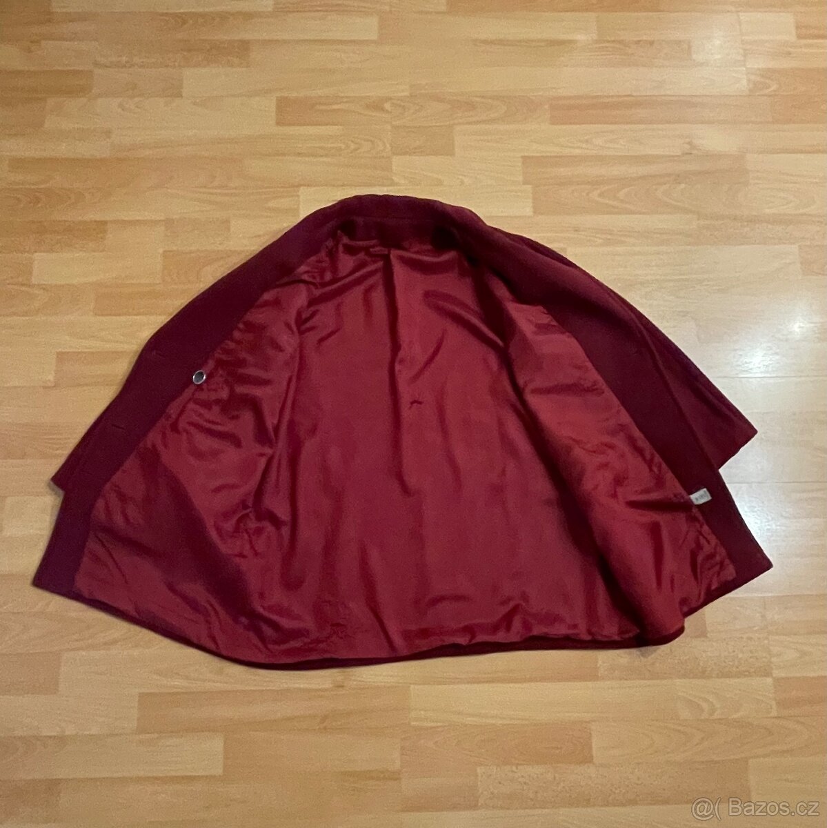 Vlněný vínový kabát - 9