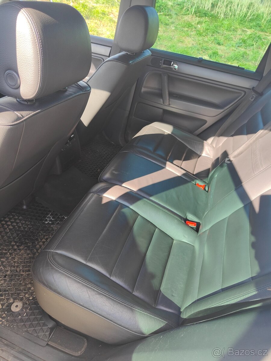 Volkswagen Touareg 2.5 128kw - 9