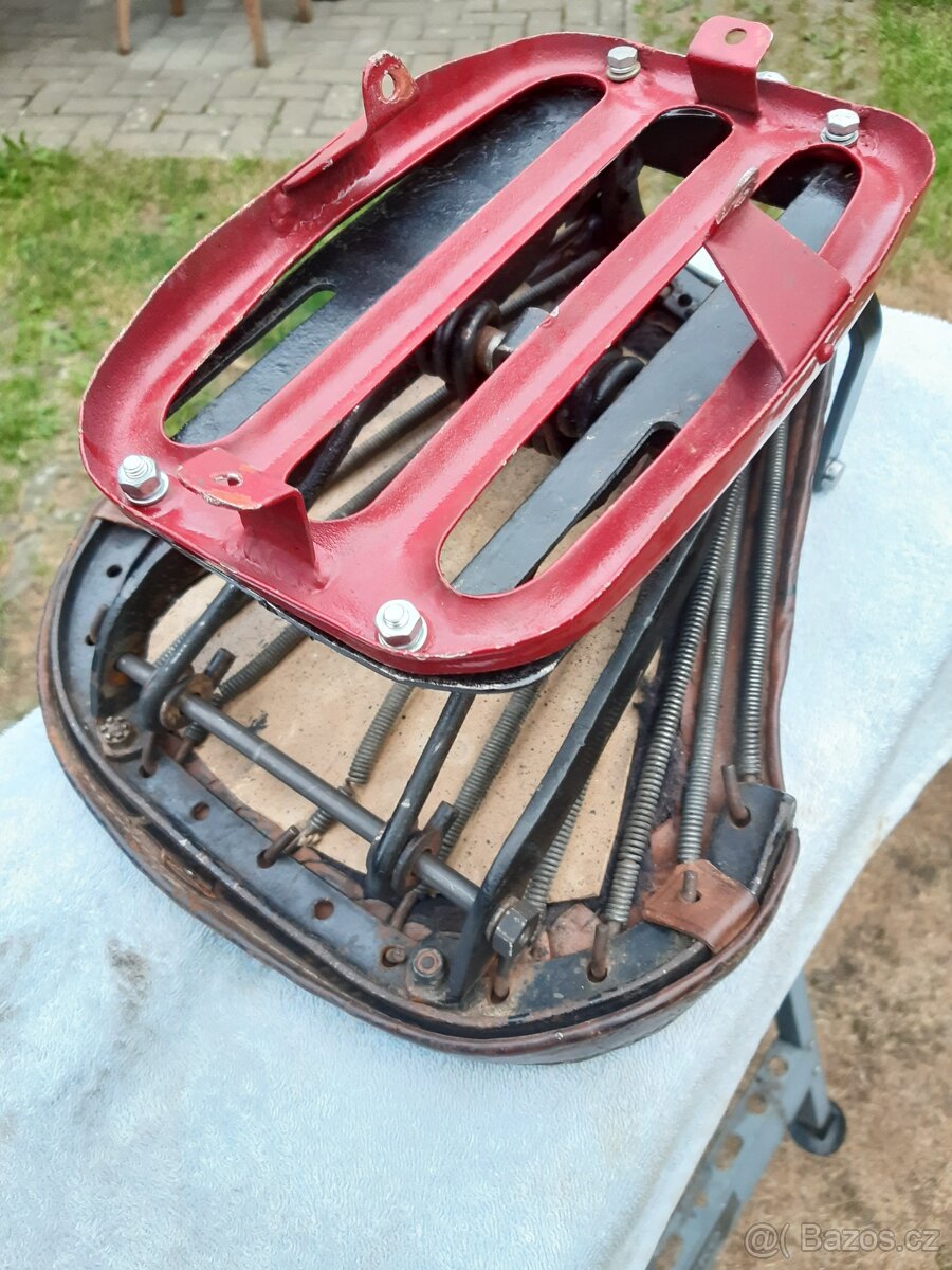 ZADNÍ SEDLO JAWA - 9