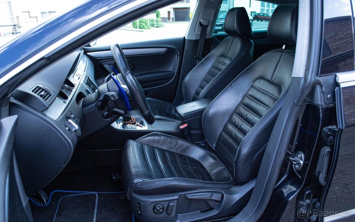 Volkswagen Passat CC 3.6 V6 4-Motion DSG - 9