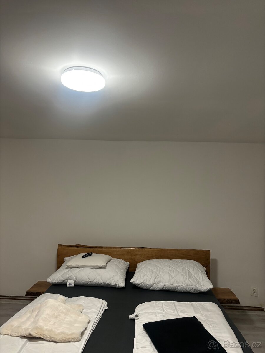 Pronájem domu 2+1 se stodolou. - 9