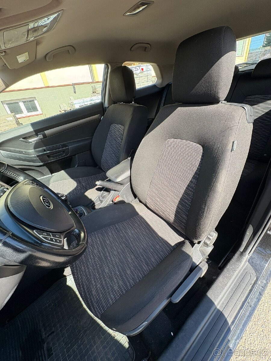 Kia ceed sport coupe 1.6CRDi - 9