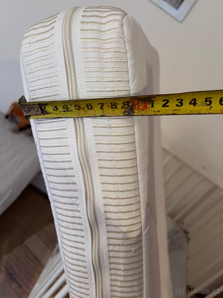 Postýlka + matrace - 9