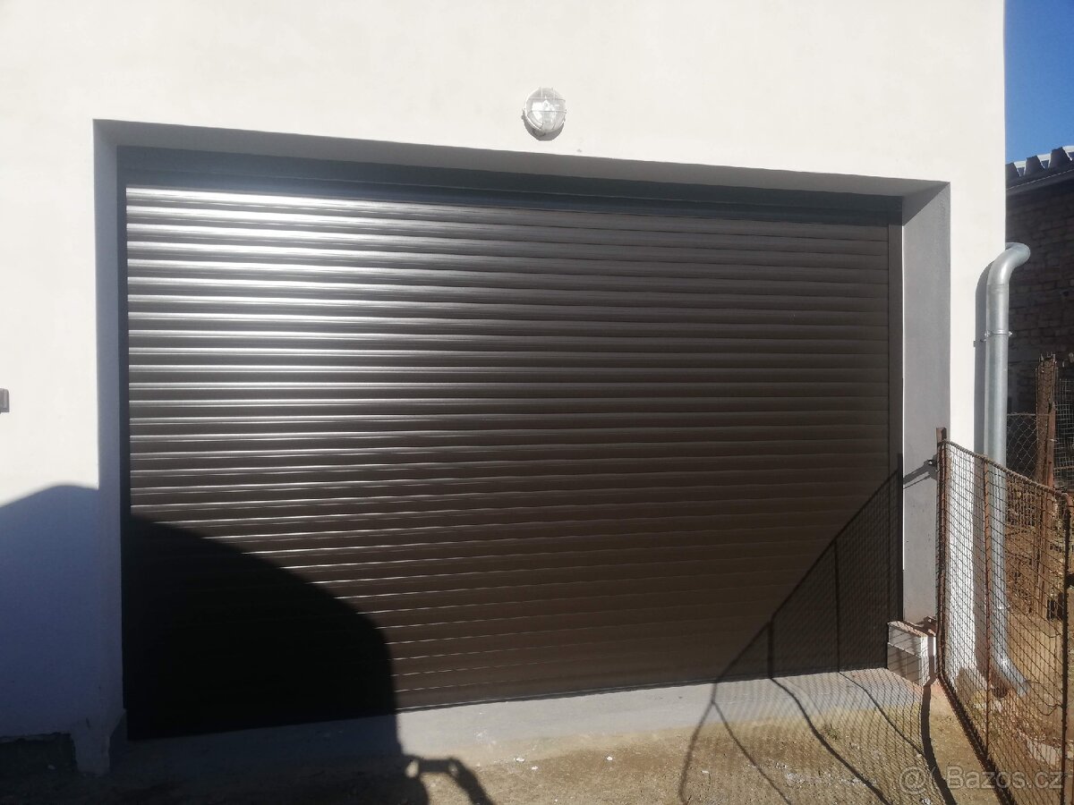 Rolovací vrata zateplené nové i montaž - 9