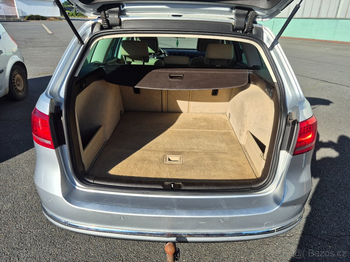 Vw Passat 1.6 tdi 77kw kombi comfortline - 9