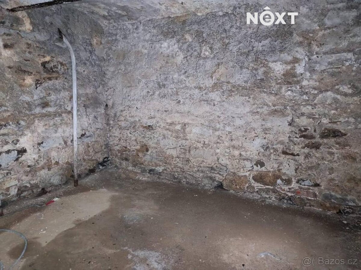 Prodej Zemědělská usedlost, 7 607㎡ - 9