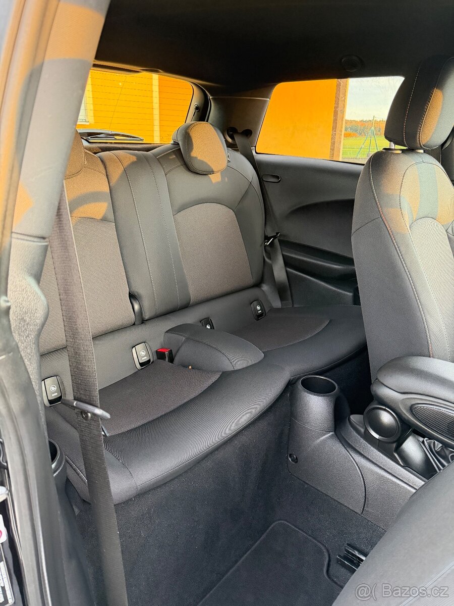 Mini Cooper One, 1.5i LCI VÝHŘEV LED 1.MAJ - 9