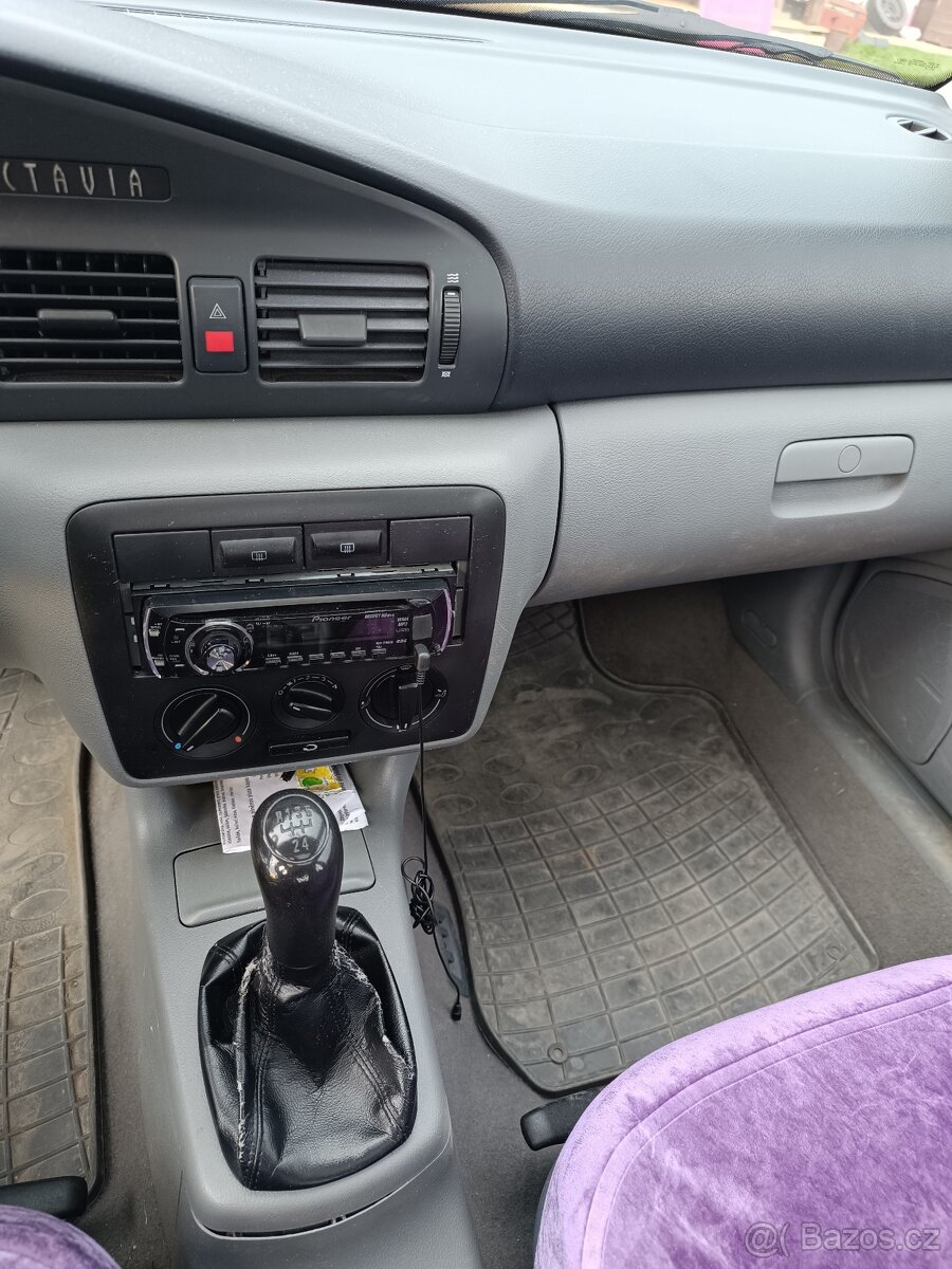 Škoda Octavia 1.6 55kw - 9