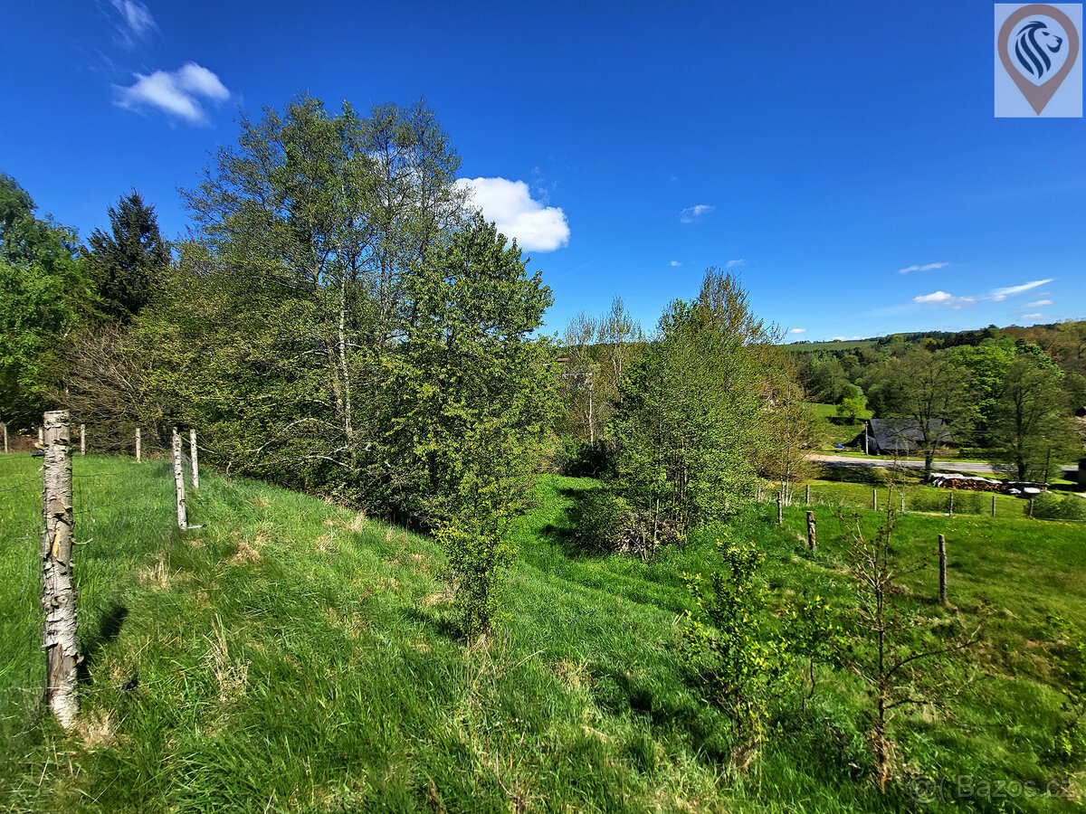 Prodej pozemku 337 m2 s možností výstavby ve Starém Rokytník - 9