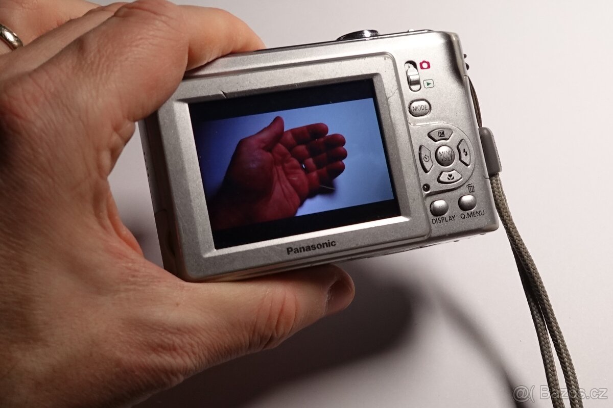 Panasonic Lumix DMC-LS85 - 9