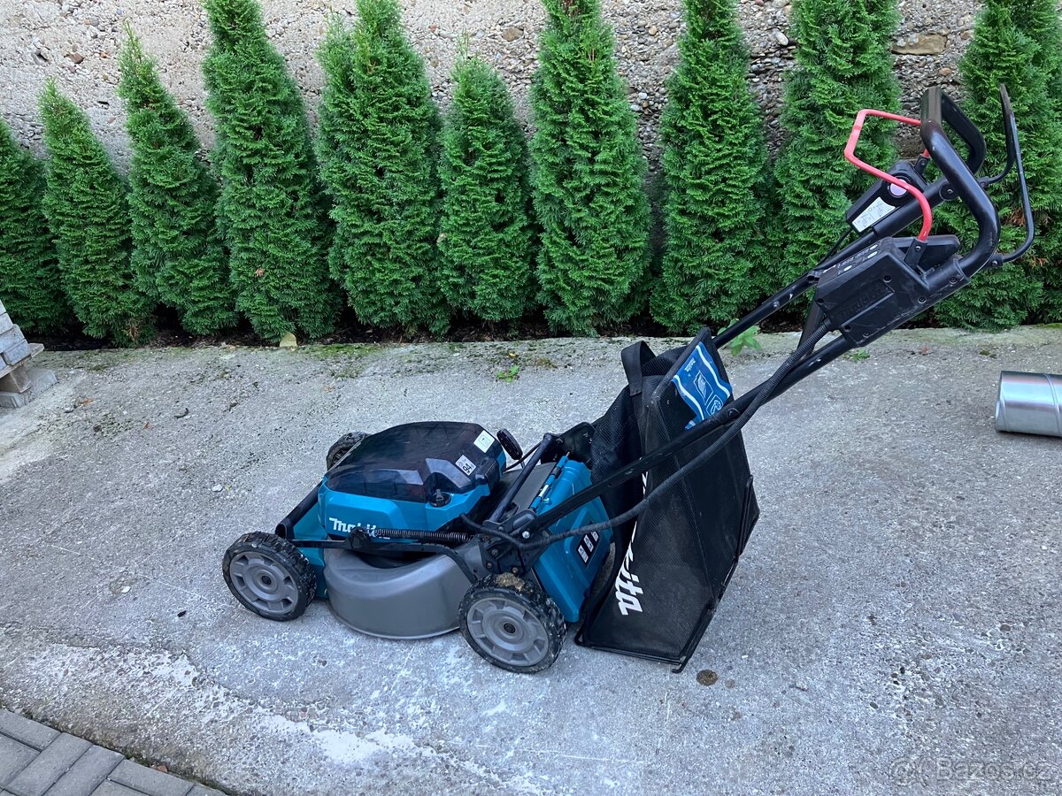 AKU sekačka s pojezdem Makita DLM462 - 9