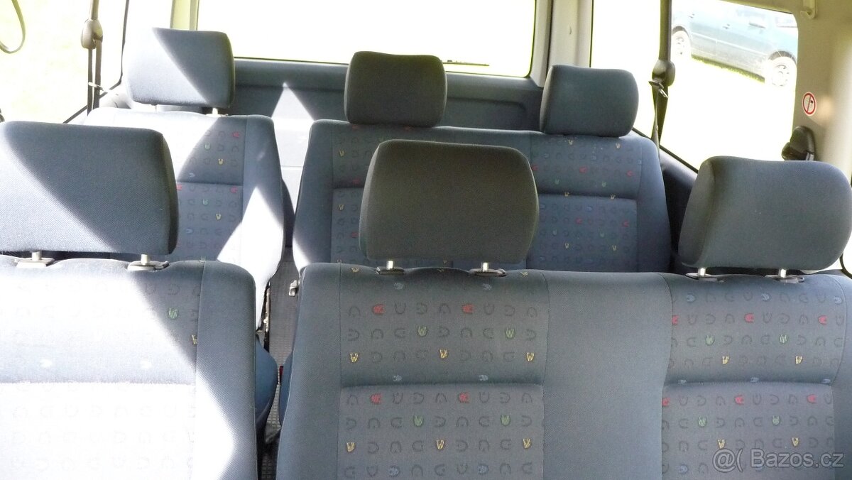 T 4 Caravelle 9 míst 2. majitel servis.kniha long - 9