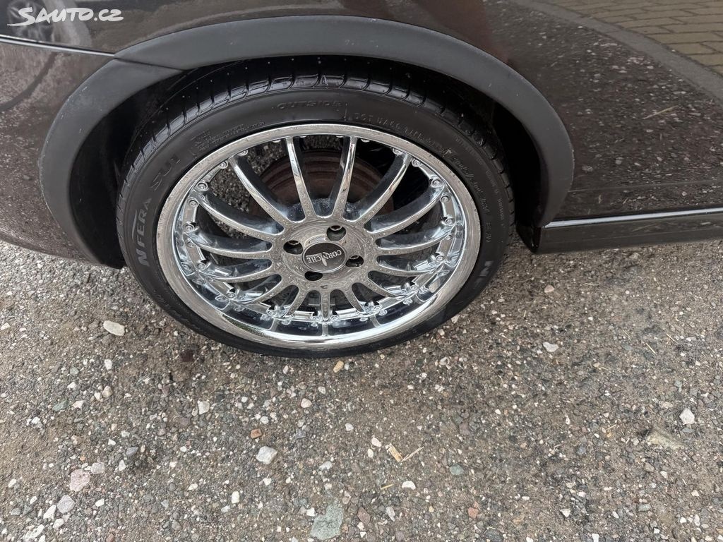 Nissan Micra 1.6i Cabrio - 9