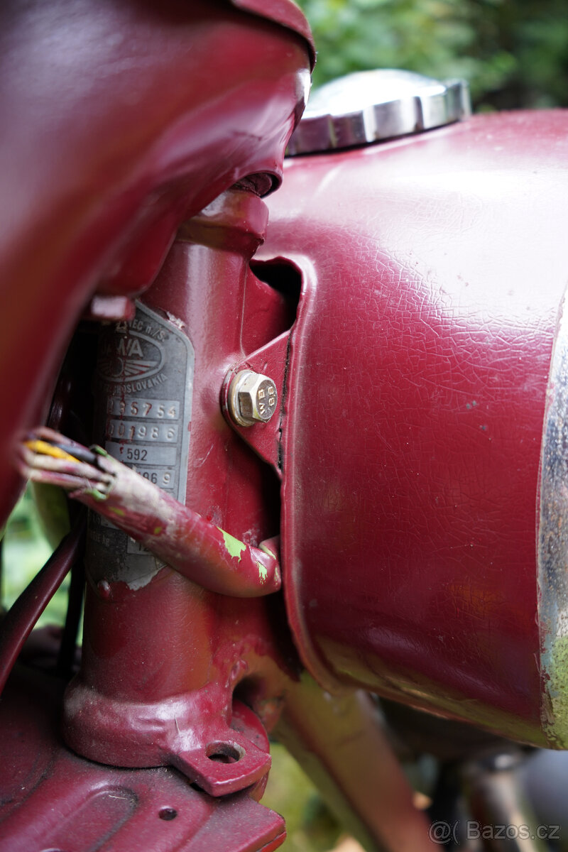 JAWA 250/592, typ 559. - 9