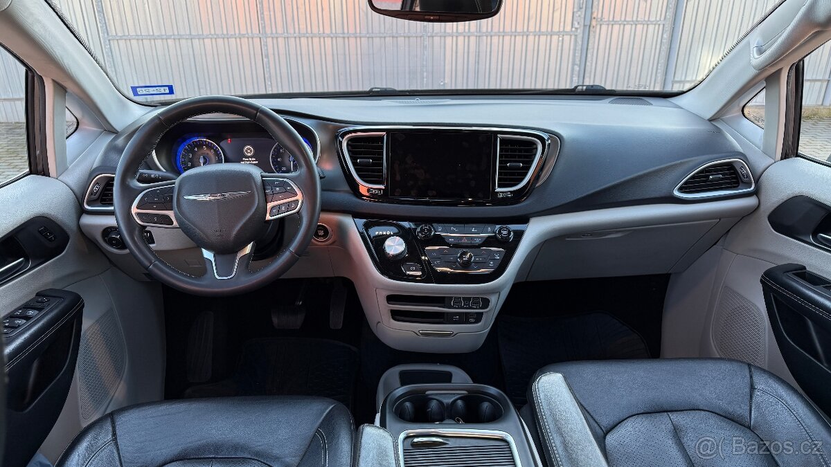 Chrysler Pacifica //3.6L//214kW//LIMITED//NOVÝ MODEL//2022// - 9
