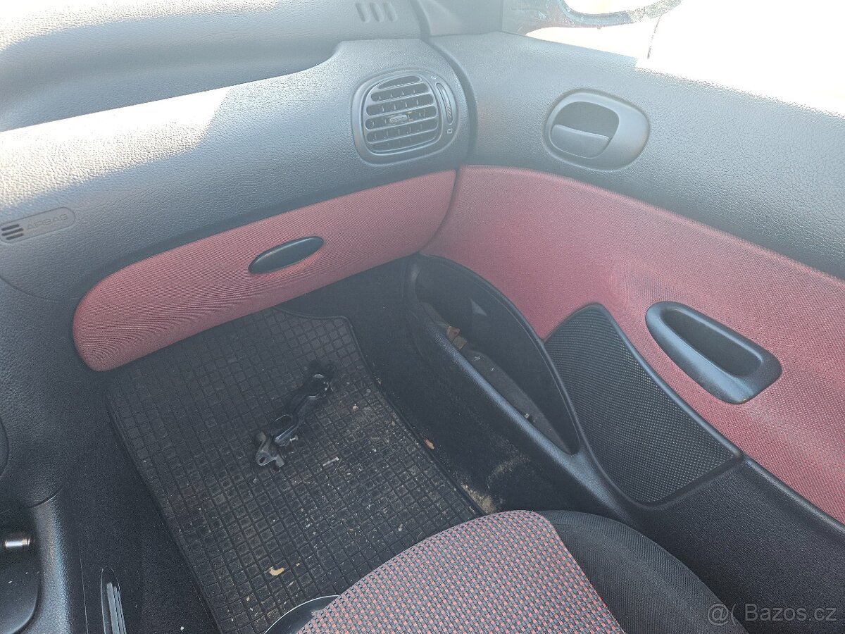 Peugeot 206 1.4HDI 5 dveří r.v.2003 - 9