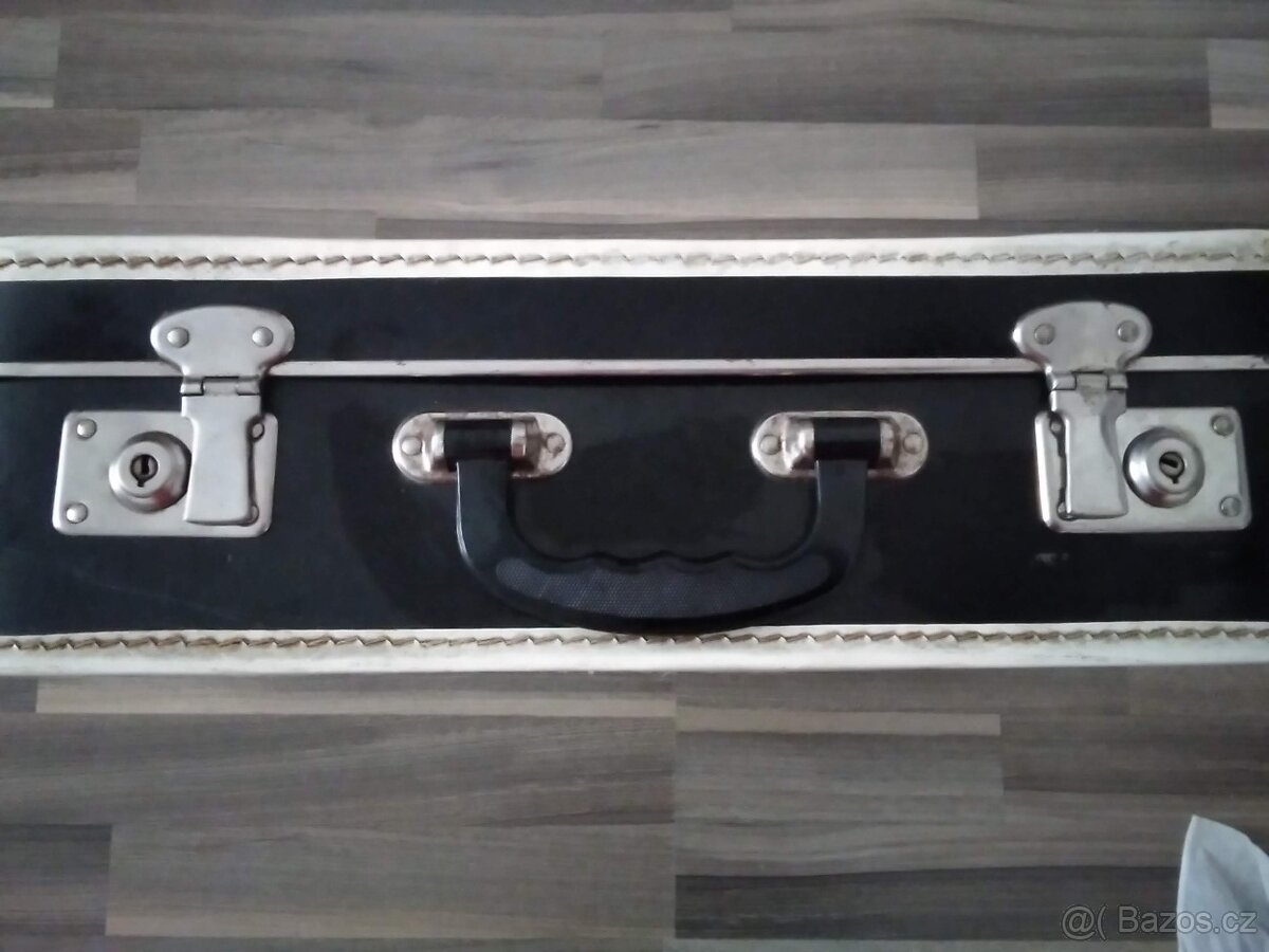 retro Kufr, zn. KAZETO - 9