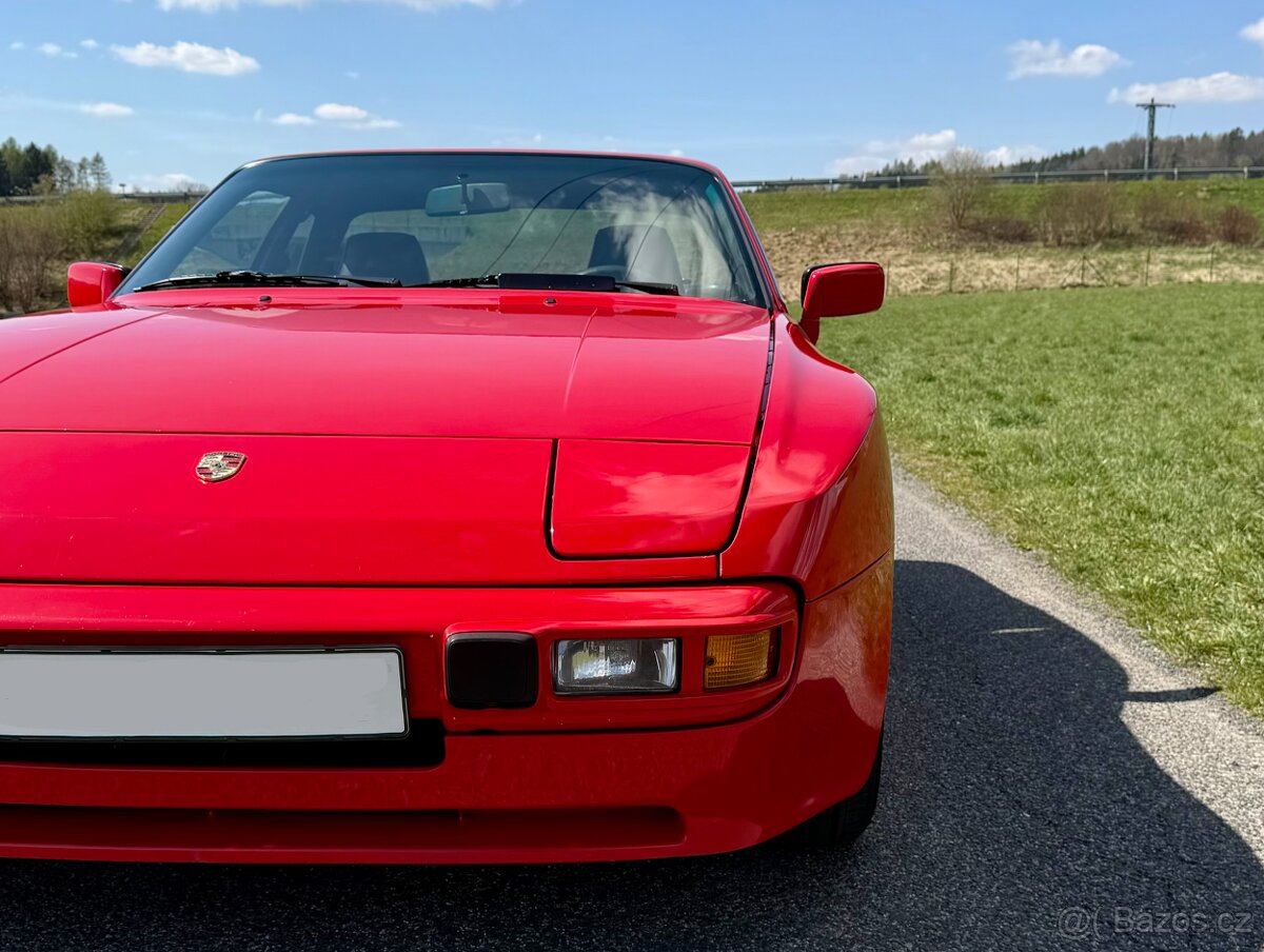 Porsche 944 - 9