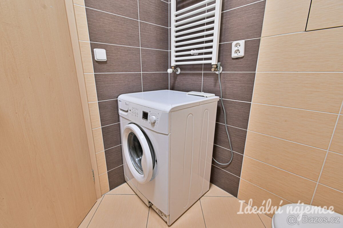 1+kk, Sedláčkova - 9