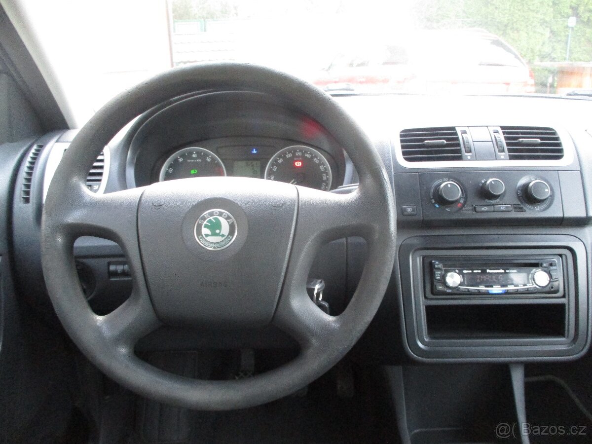 Škoda Fabia 1.2 HTP ČR 1.MAJ. - 9