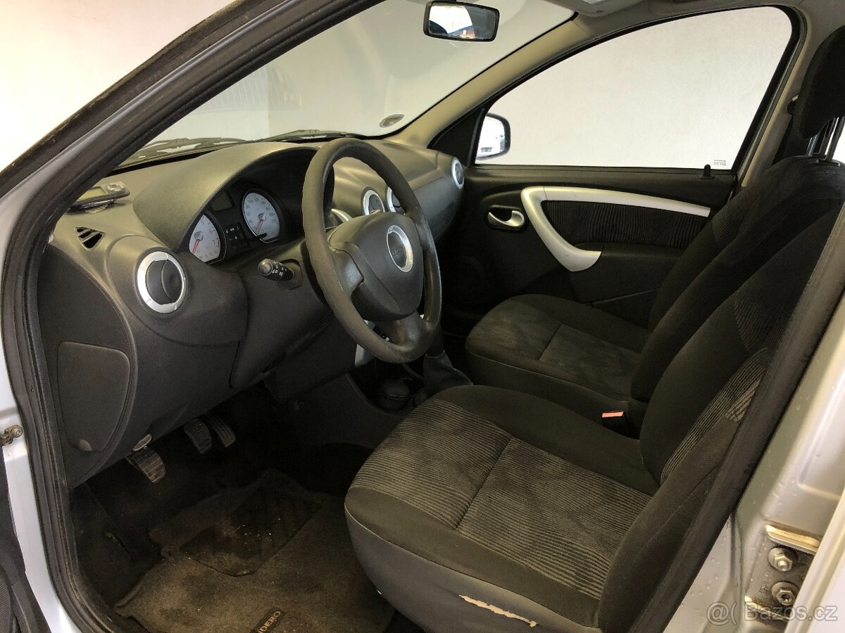 DACIA SANDERO 1.4MPI - 9