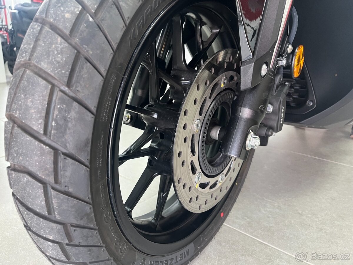 HONDA ADV 350 - 9