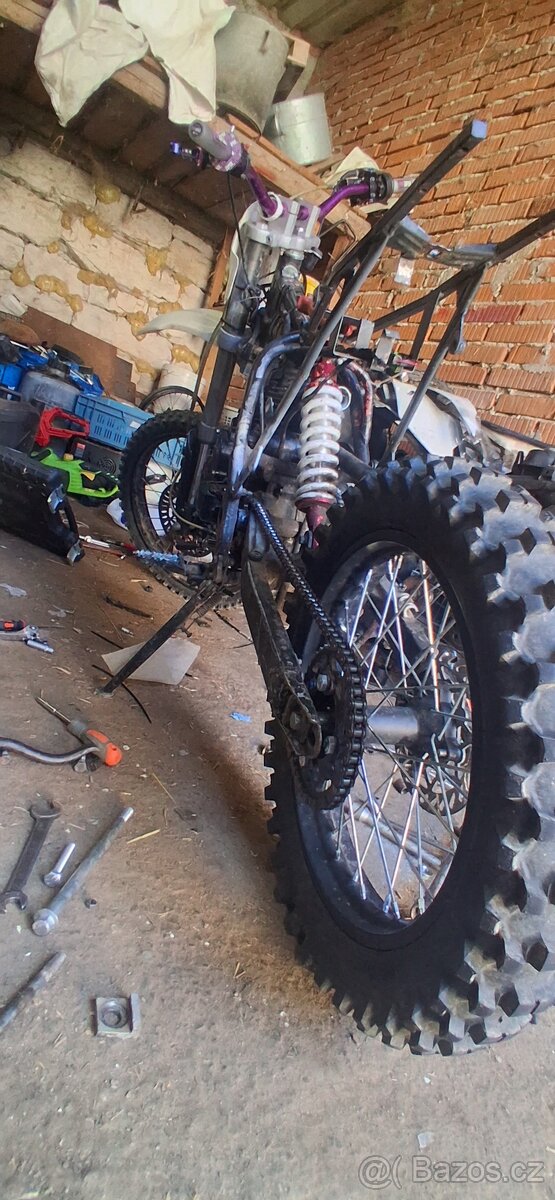 Prodám pitbike hurricane 150 - 9