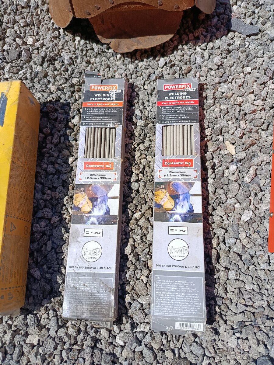 svařovací set – Extol Premium 85A + elektrody + kukla - 9