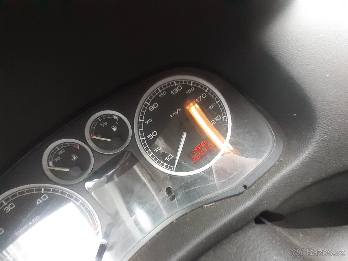 Peugeot 307 hdi RHY 66KW - 9