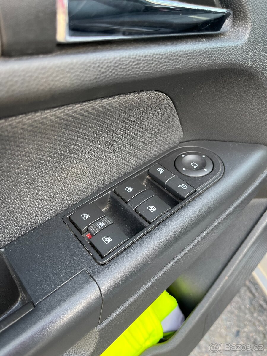 Opel Astra 2.0TD - 9