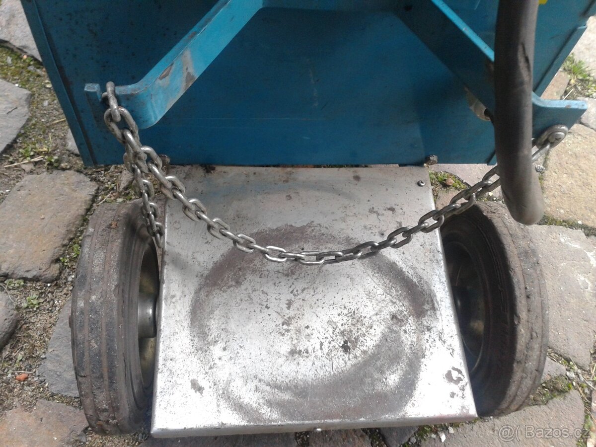 CO2 svářečka ETP Autocomp 325 - 9