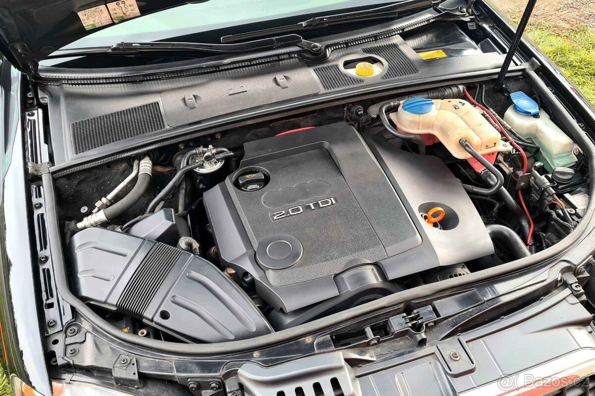 Audi A4 2.0TDI S-line SUPER - 9