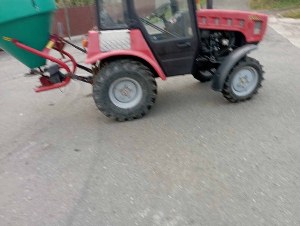 Prodám Traktor Belarus 320.4, rok 2017, 4x4 - 9