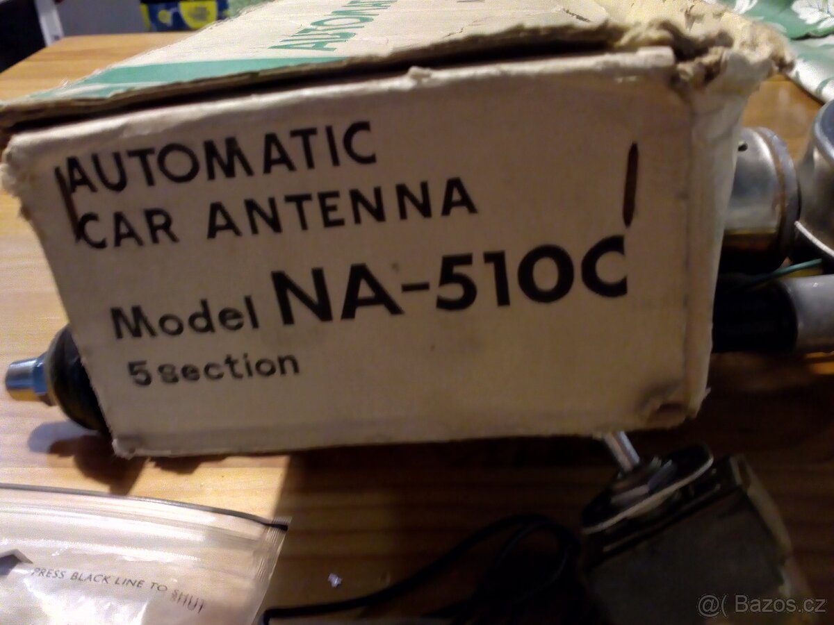 Anténa elektricky vysouvací na auto, dobová nepoužitá - 9