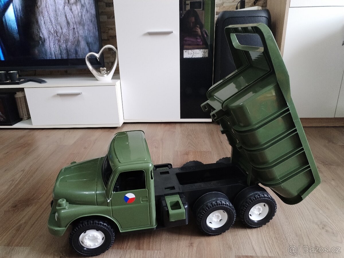 Armádní Tatra 73 cm - 9